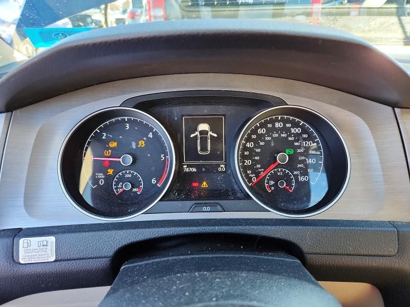 2015 Volkswagen Golf Sportwagen tdi s