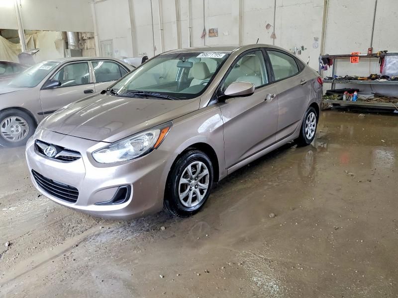 2013 Hyundai Accent gls