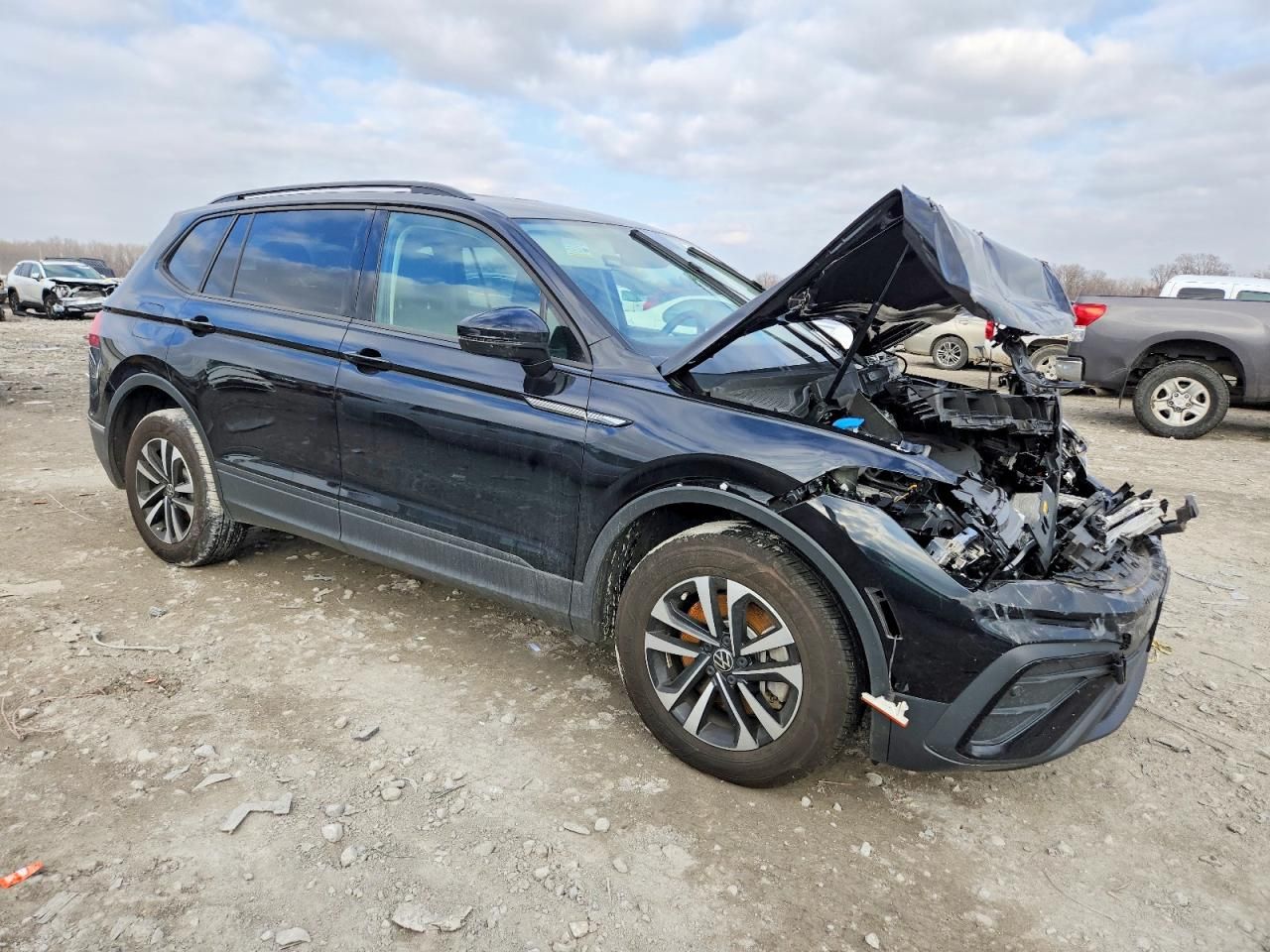 2023 Volkswagen Tiguan s