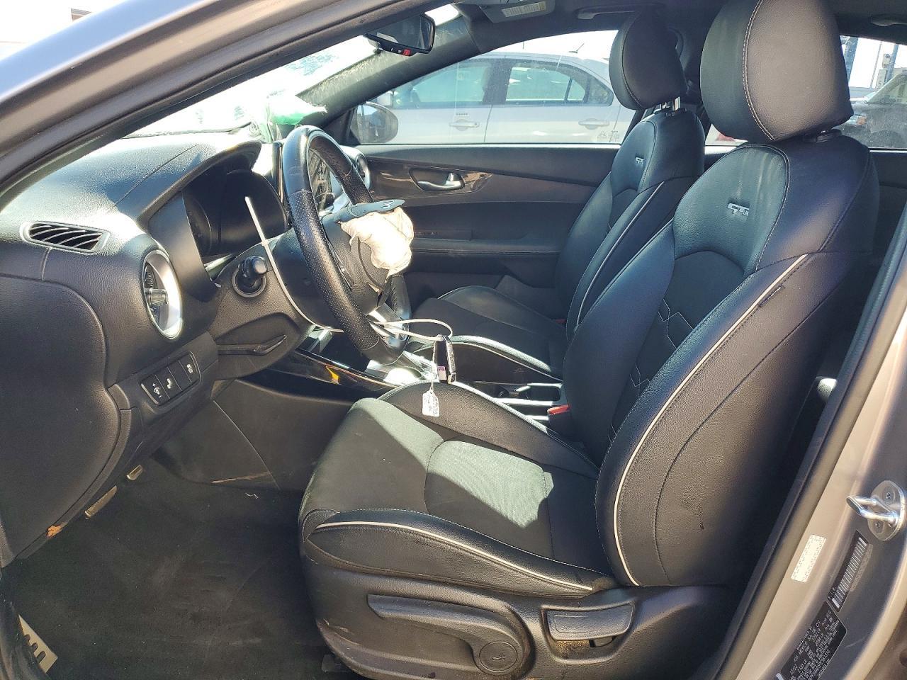 2023 KIA Forte gt Line