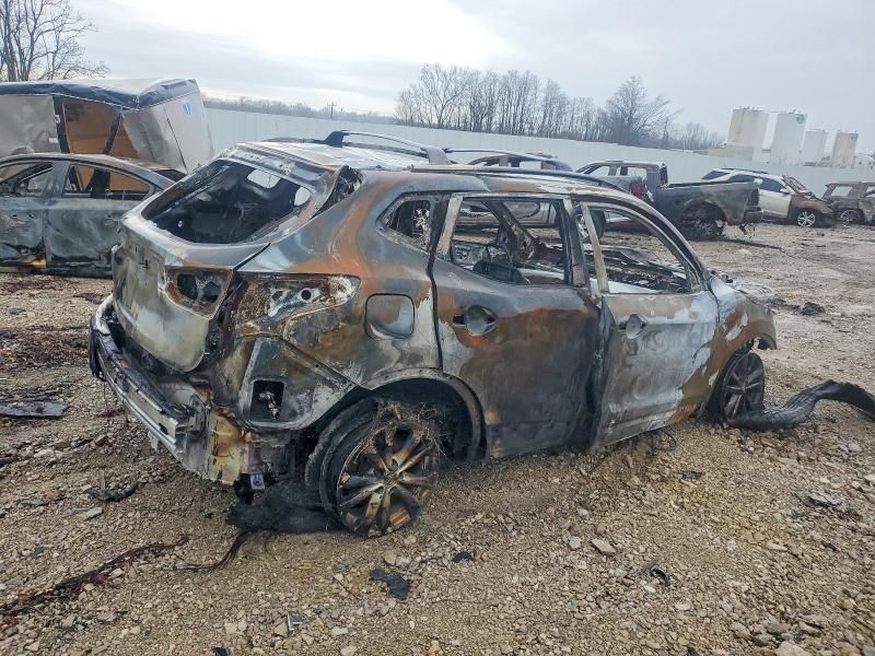 2017 Nissan Rogue Sport s