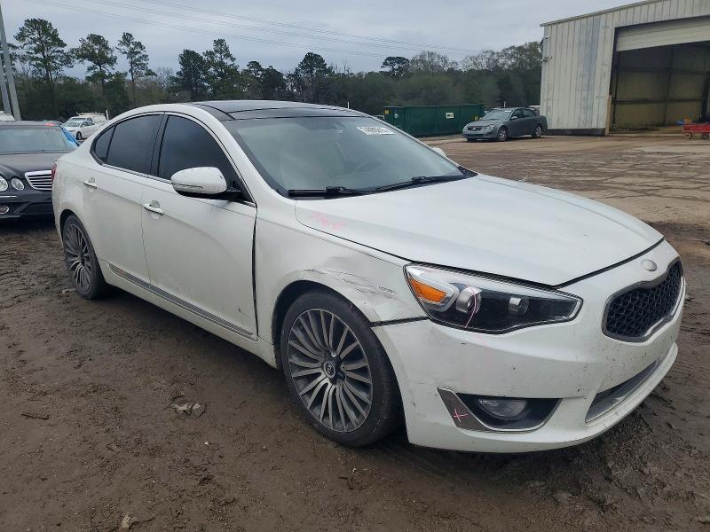2014 KIA Cadenza Premium