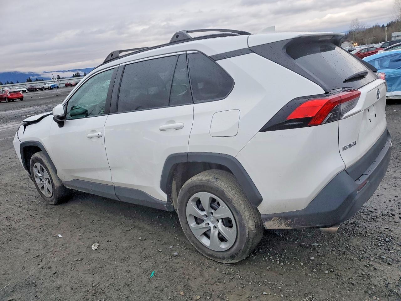 2020 Toyota Rav4 le