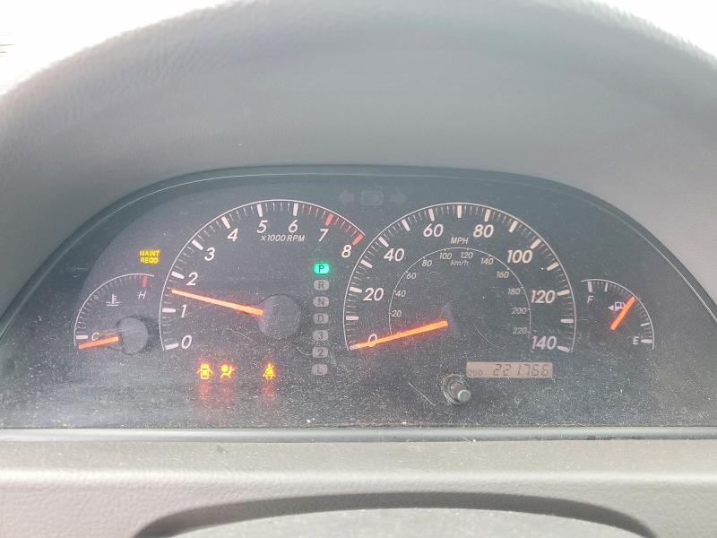 2005 Toyota Camry le