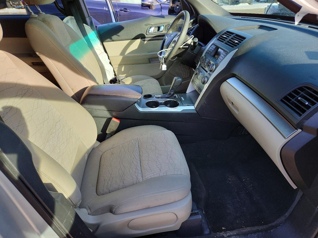 2015 Ford Explorer