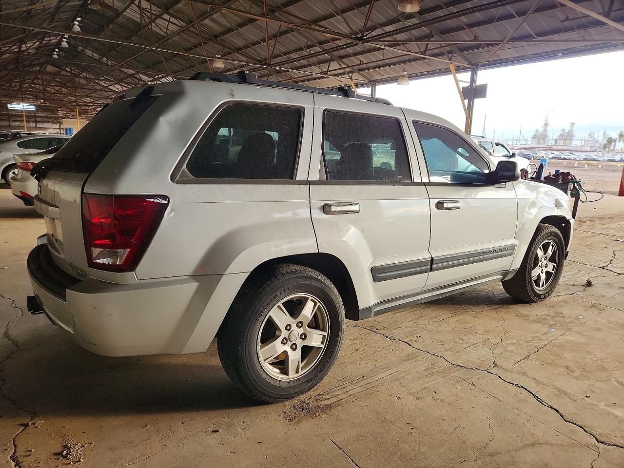 2006 Jeep Grand Cherokee Laredo