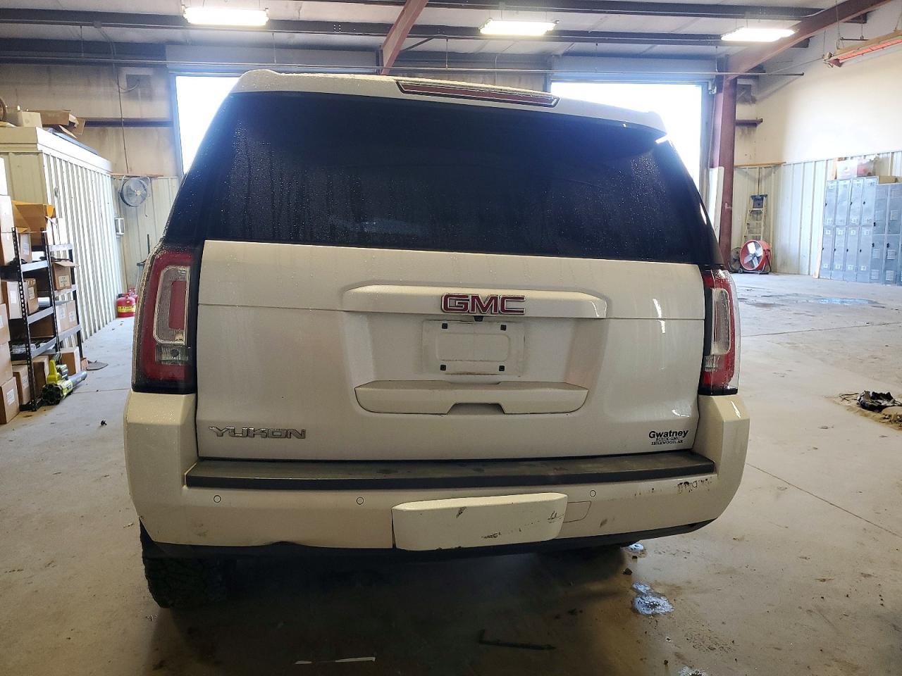 2016 GMC Yukon slt