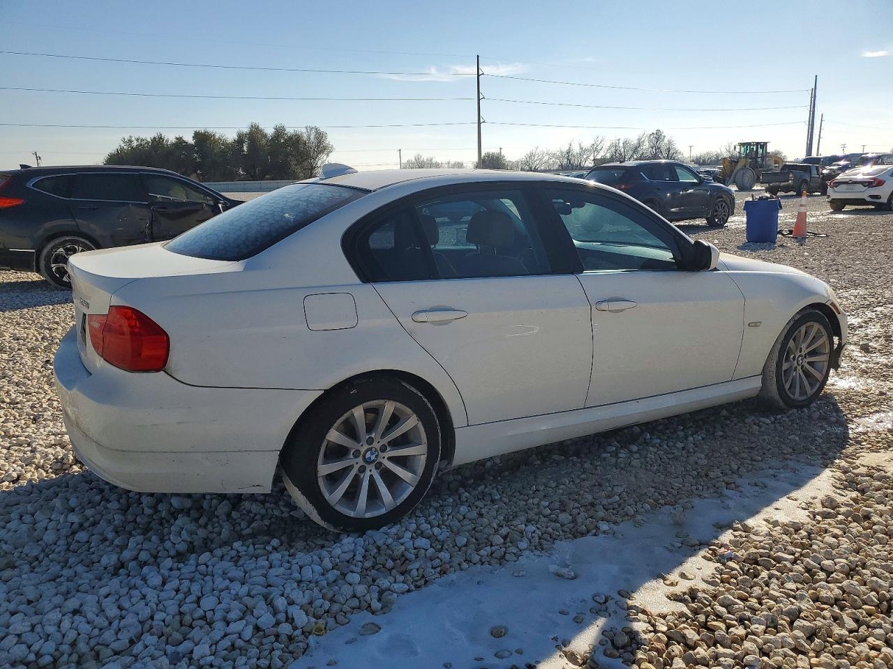 2011 BMW 328 i