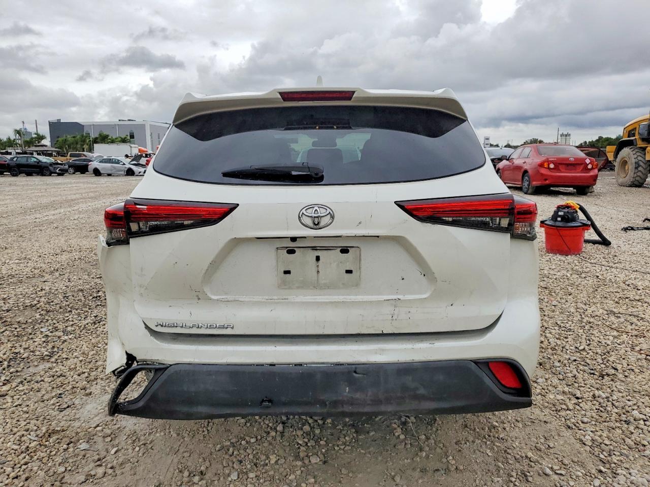 2020 Toyota Highlander l