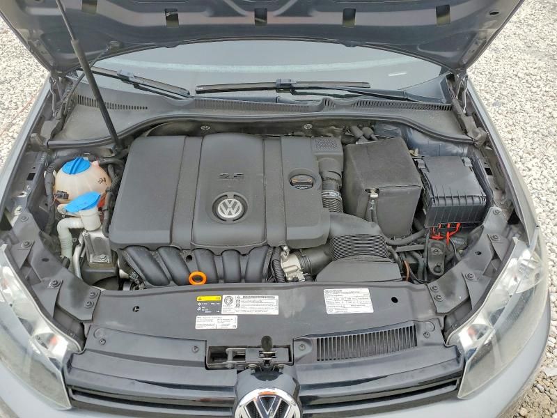 2013 Volkswagen Golf