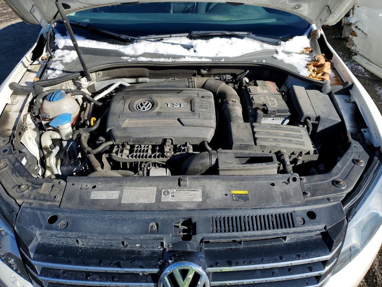 2015 Volkswagen Passat s