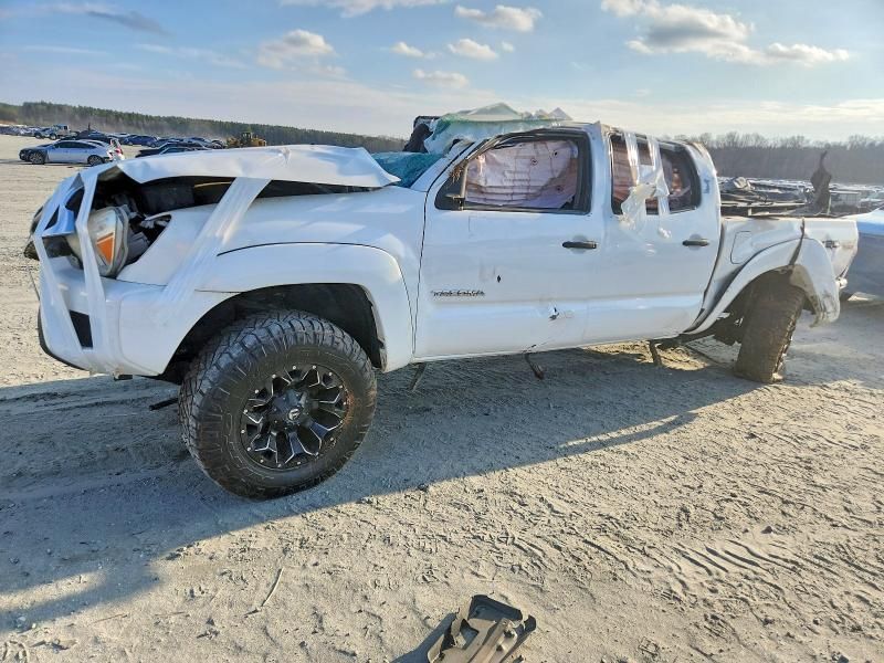 2014 Toyota Tacoma Double cab Prerunner