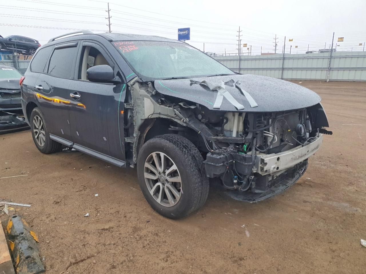 2013 Nissan Pathfinder s