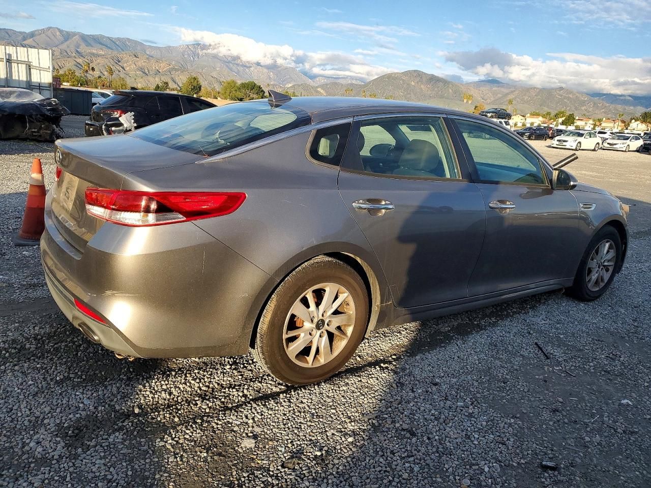 2016 KIA Optima lx