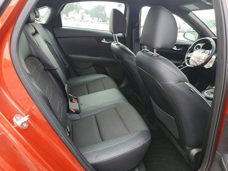 2024 KIA Forte gt Line