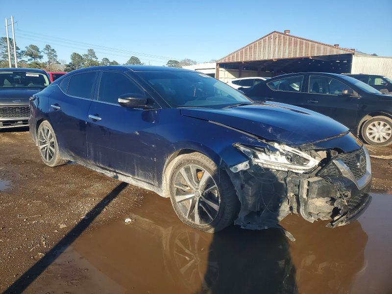 2021 Nissan Maxima sv