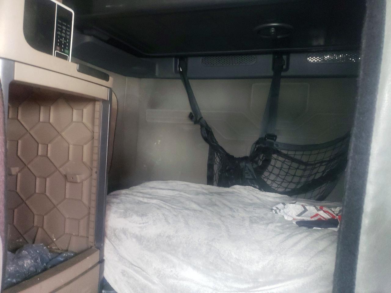 2019 Freigliner 2019 Freightliner Cascadia 125 Semi Truck