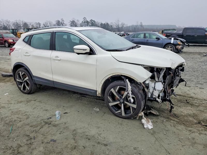 2022 Nissan Rogue Sport sl