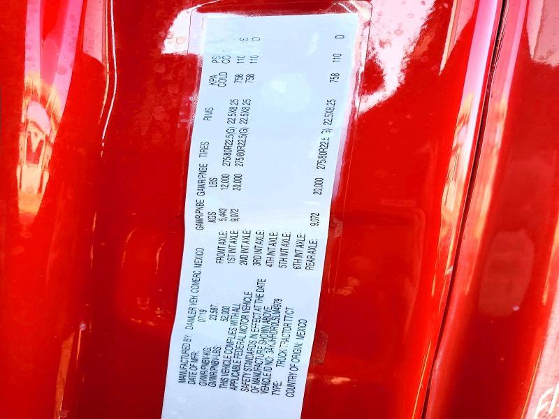 2020 Freightliner Cascadia 126