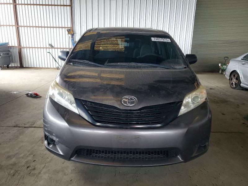 2013 Toyota Sienna