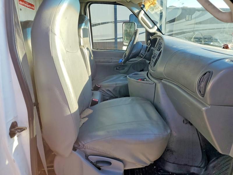 2008 Ford E450 Delivery Truck