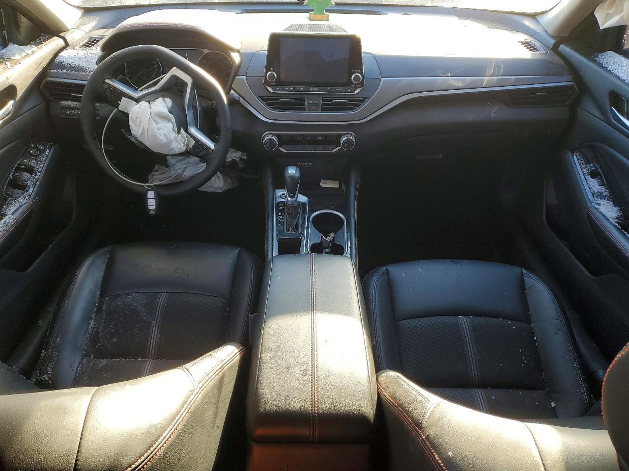 2025 Niss Altima 2.5 sr