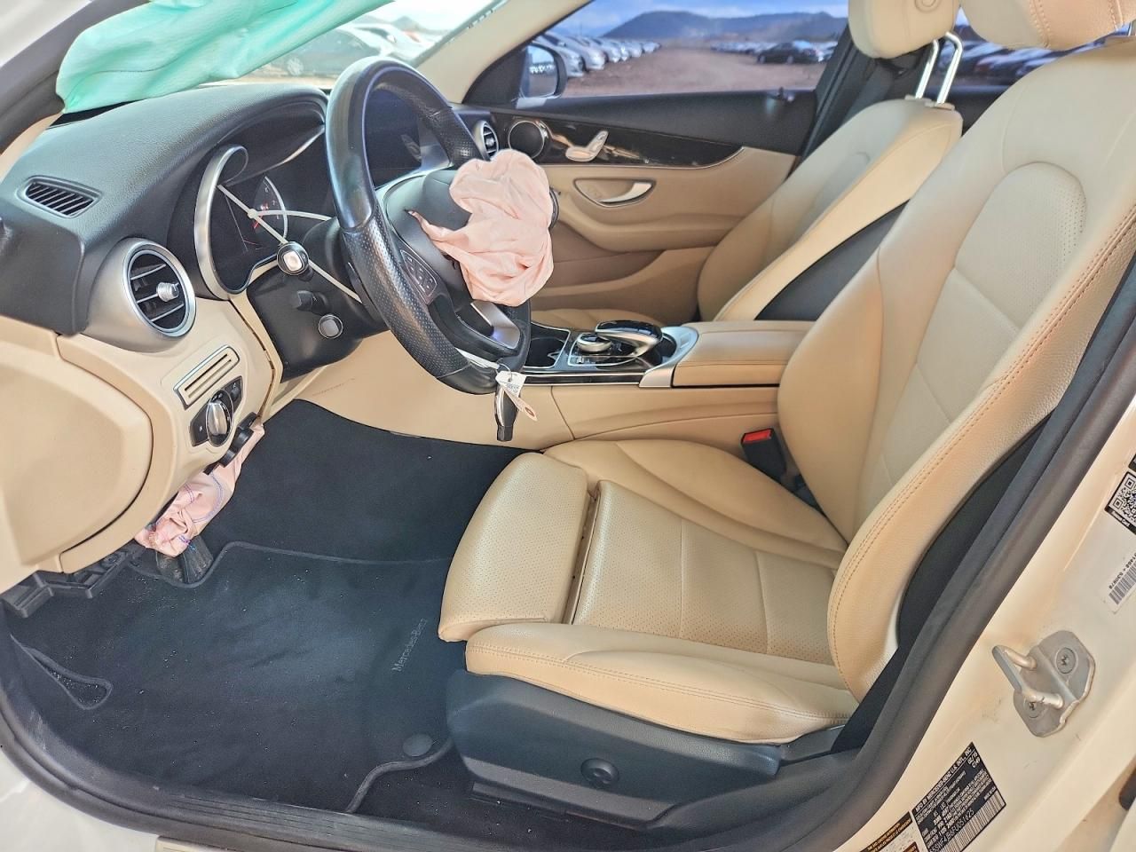 2015 Mercedes-Benz C300