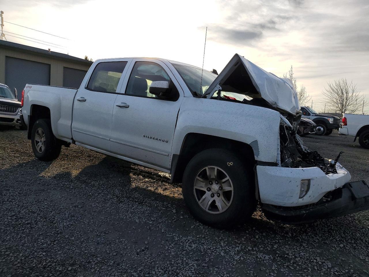 2018 Chevrolet Silverado K1500 lt