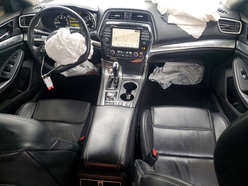 2020 Nissan Maxima sv