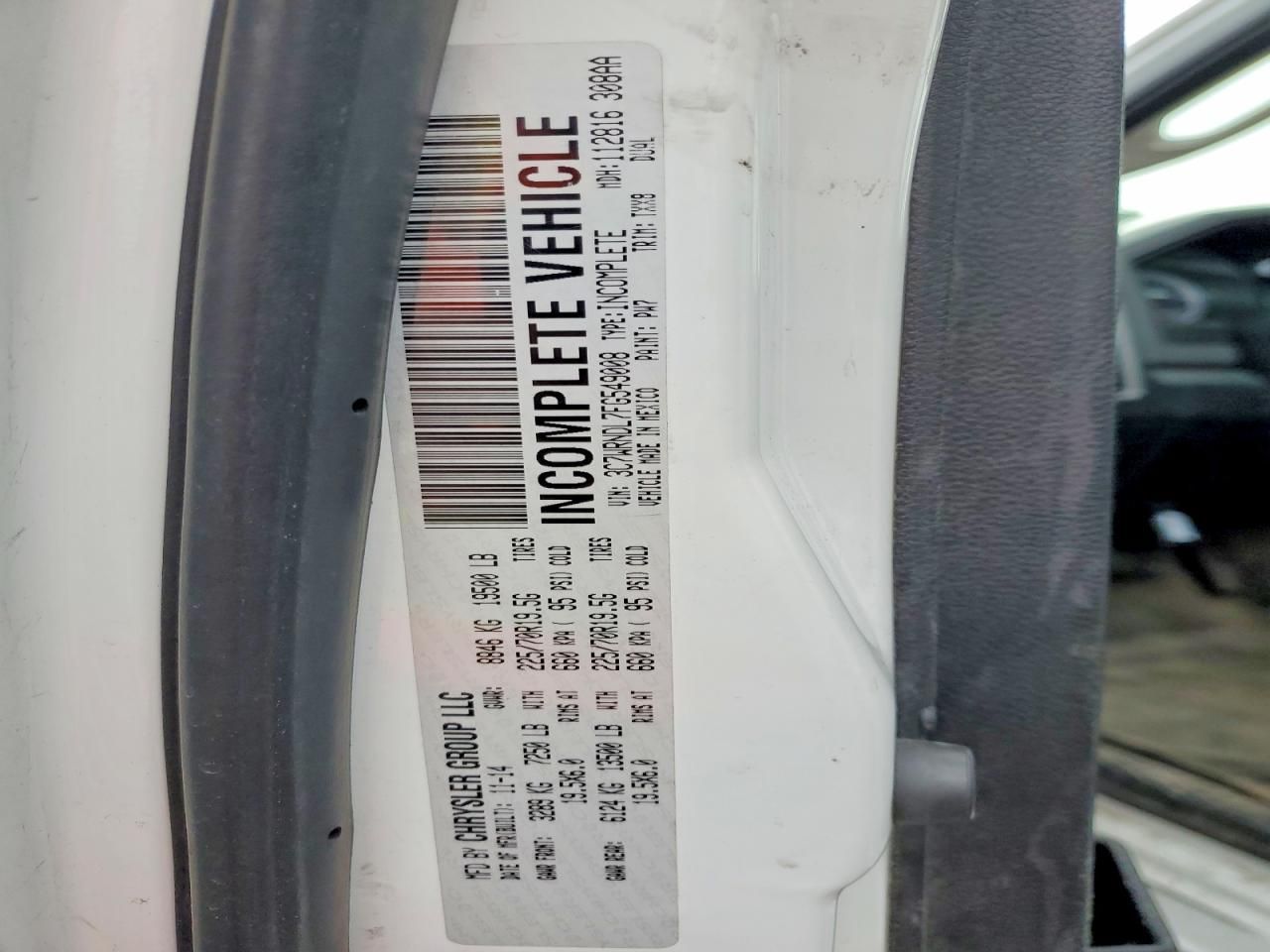 2015 Dodge RAM 5500 Flatbed Truck