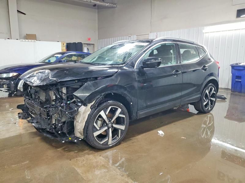 2022 Nissan Rogue Sport sl