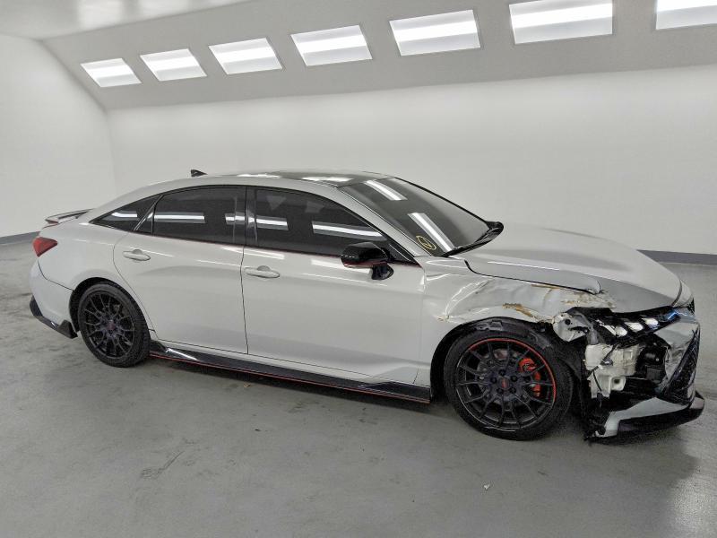 2021 Toyota Avalon trd