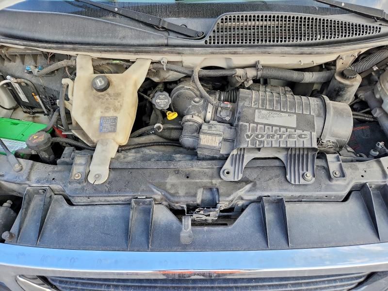 2017 GMC Savana 2500 Delivery van