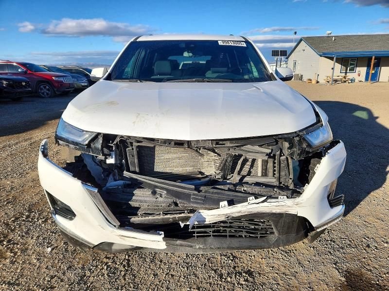 2023 Chevrolet Traverse lt