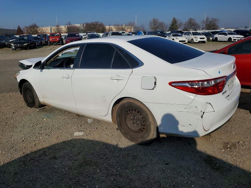 2016 Toyota Camry le