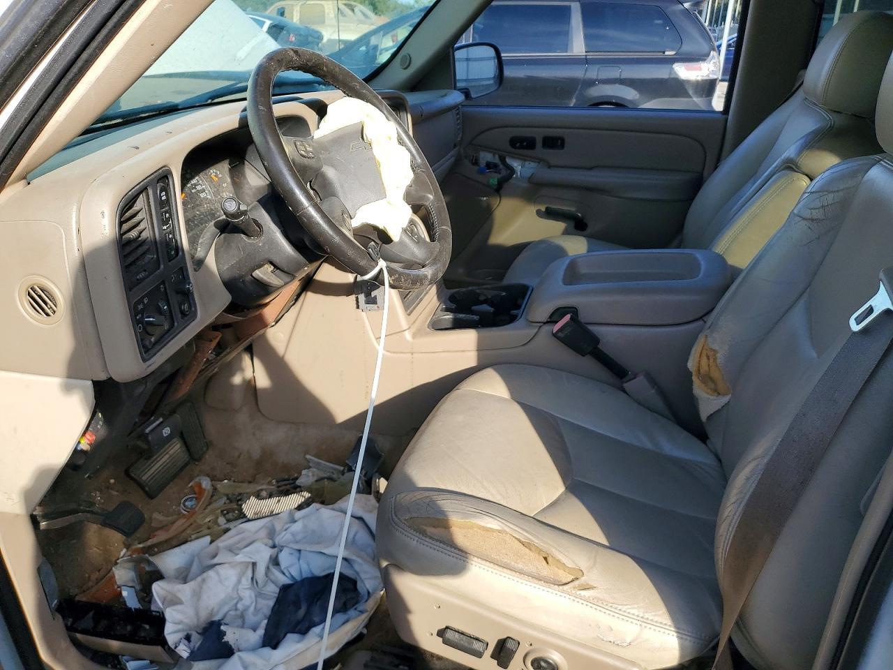 2004 Chevrolet Suburban K1500