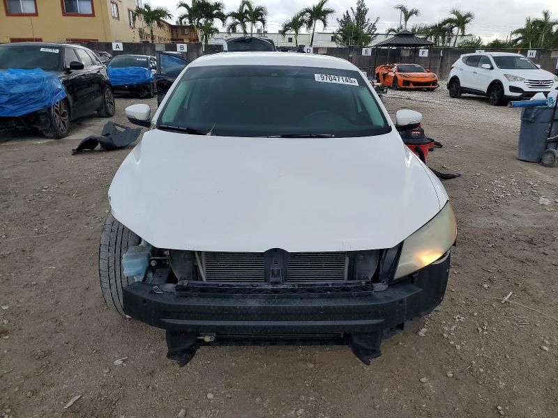 2015 Volkswagen Passat s