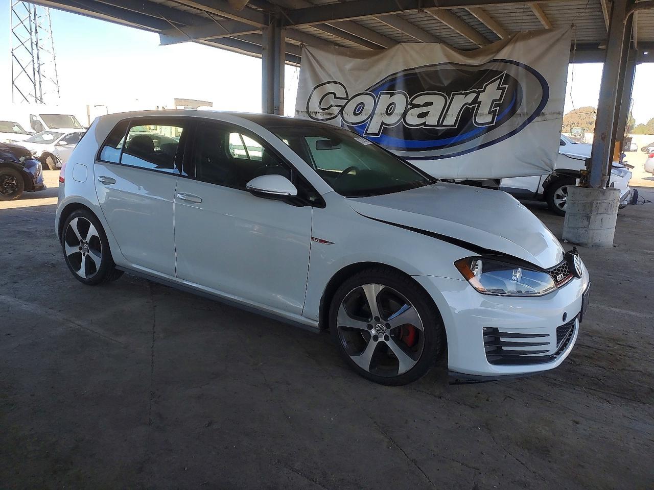 2015 Volkswagen GTI