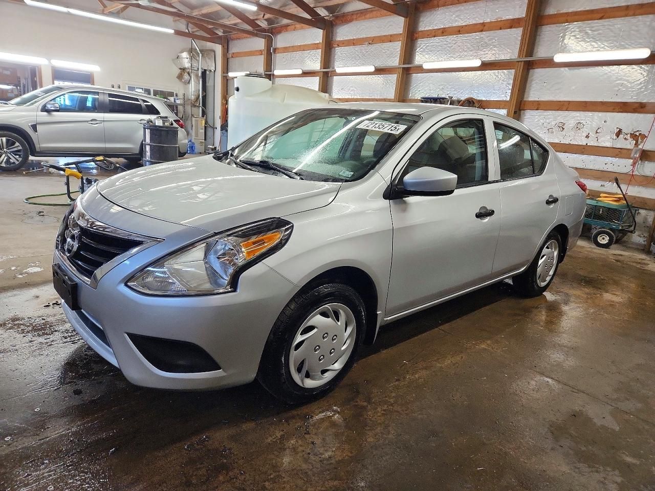 2018 Nissan Versa s