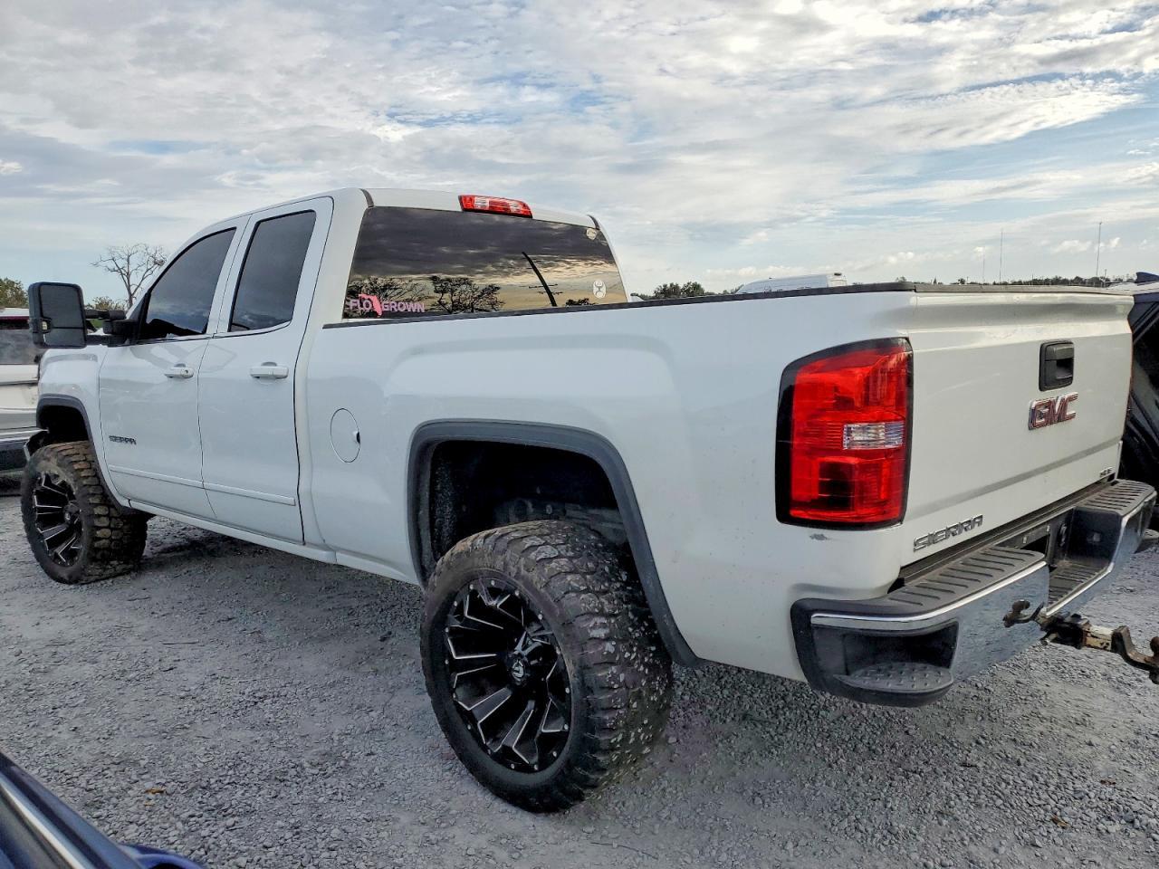 2018 GMC Sierra C1500 sle