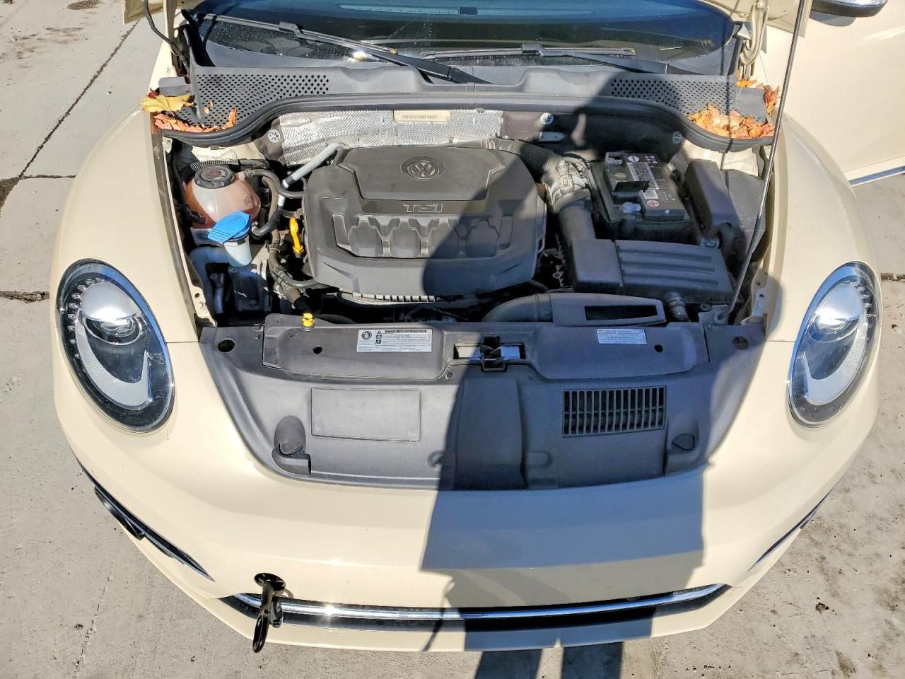 2019 Volkswagen Beetle s