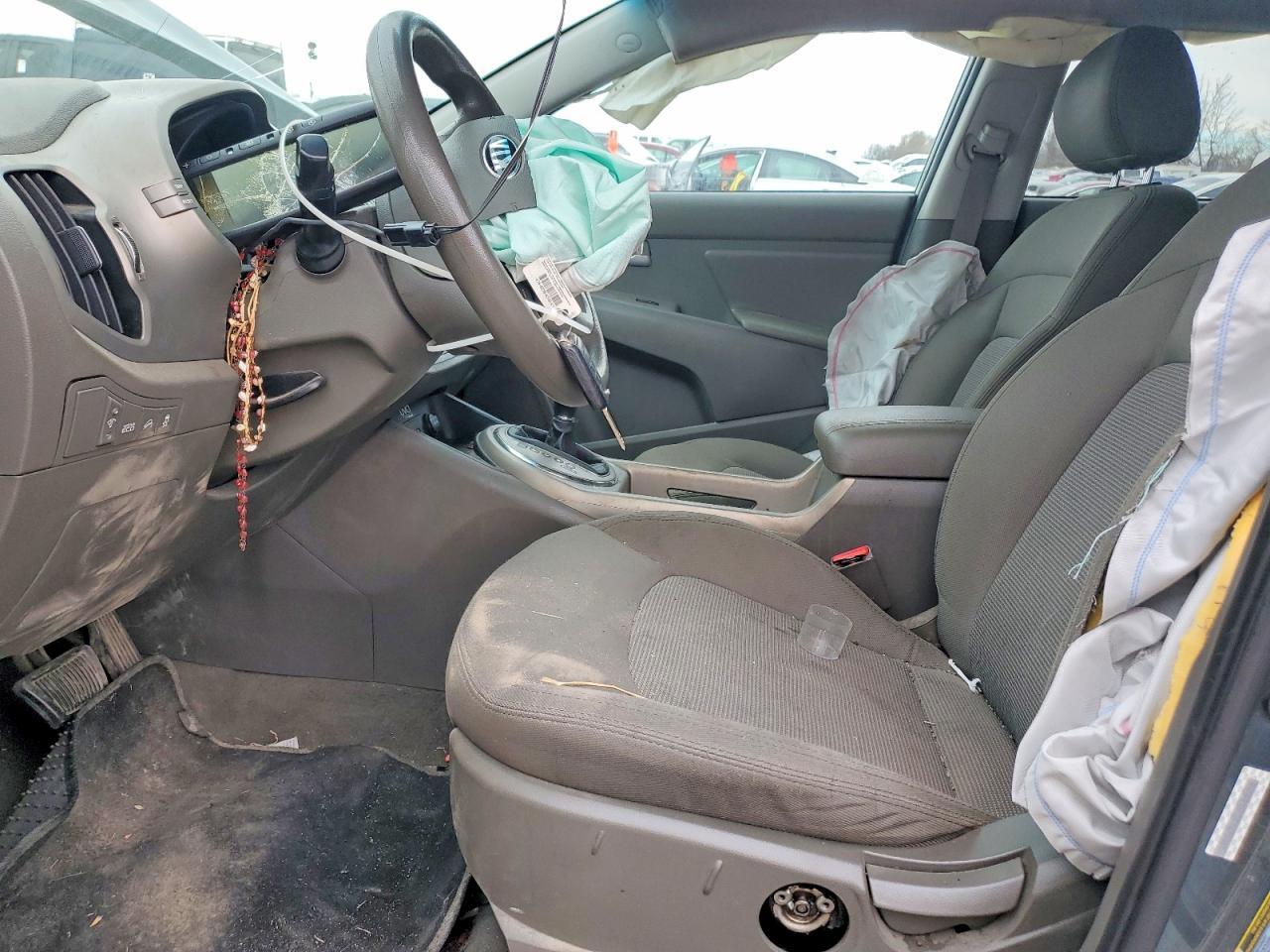 2015 KIA Sportage lx