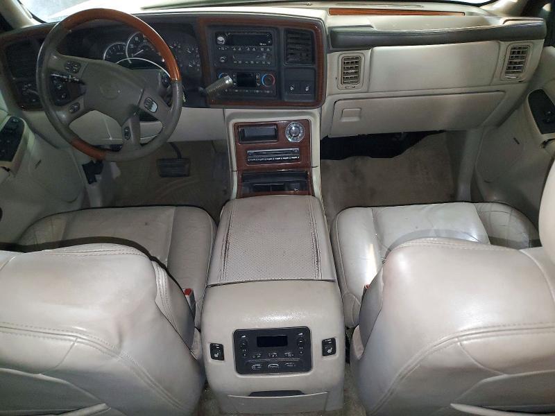 2003 Cadillac Escalade Luxury