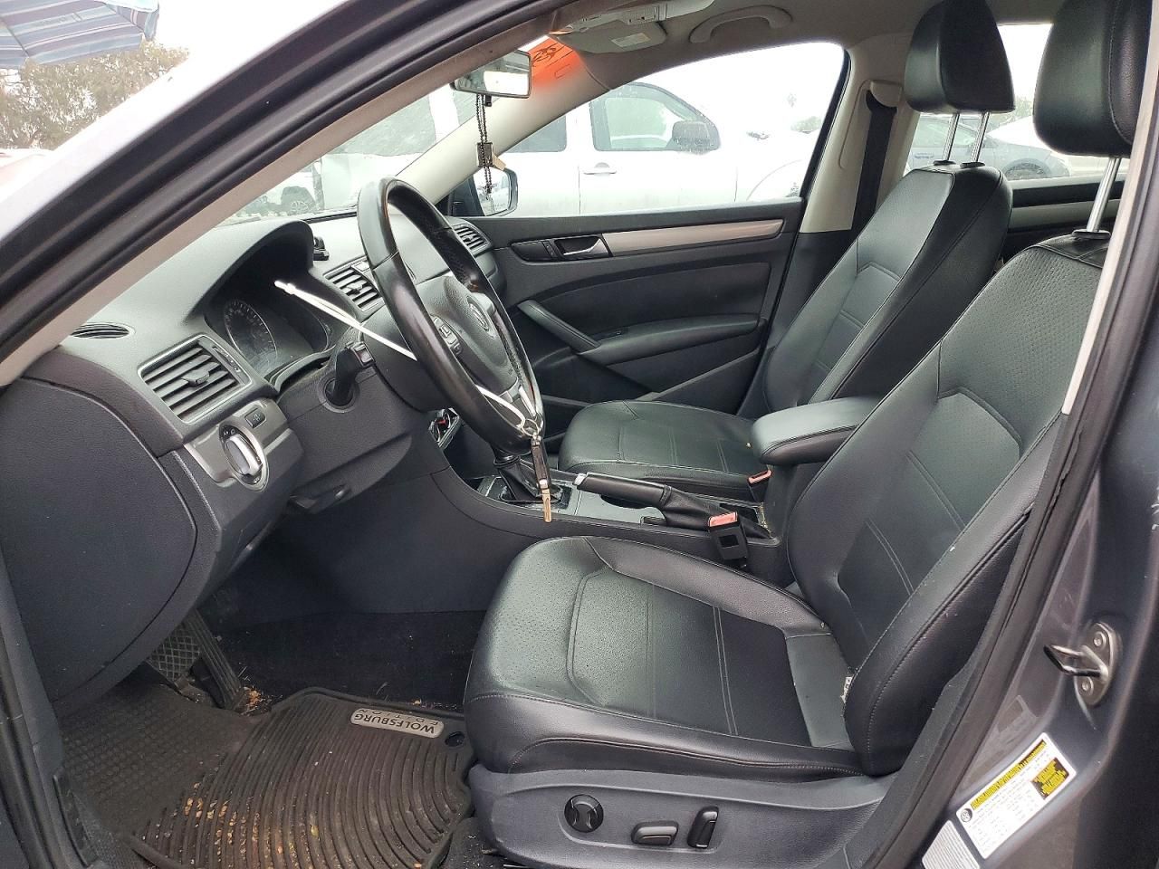 2015 Volkswagen Passat s