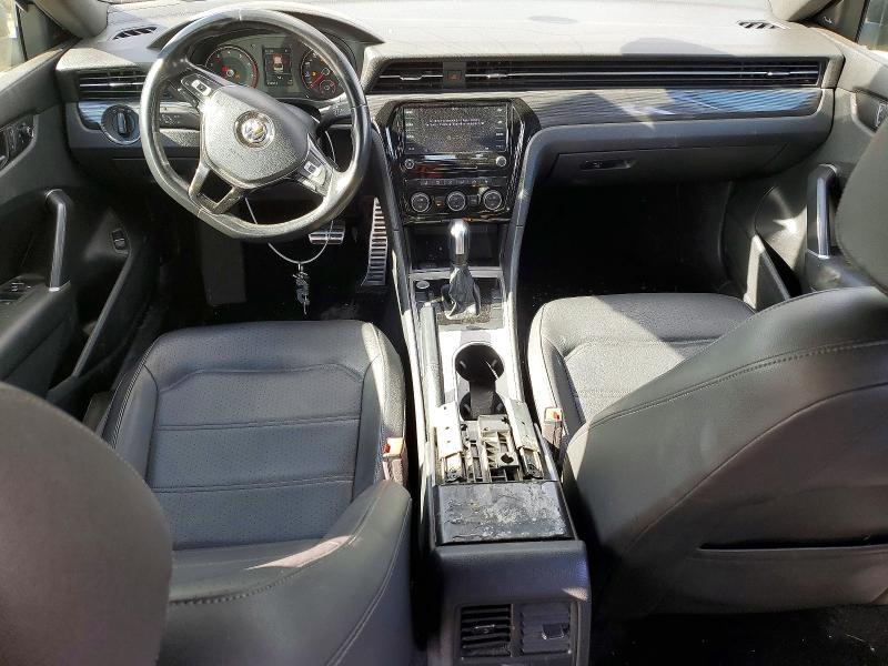 2022 Volkswagen Passat R-line