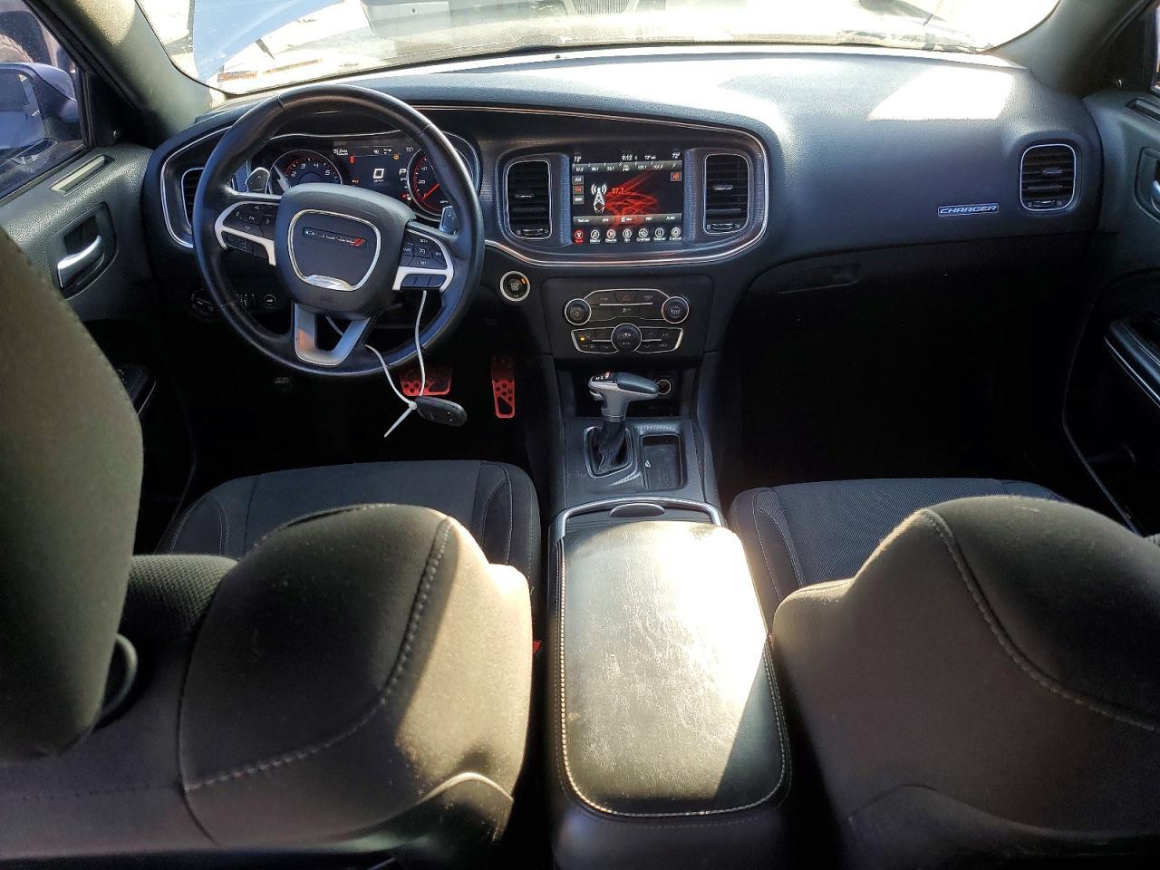 2017 Dodge Charger sxt