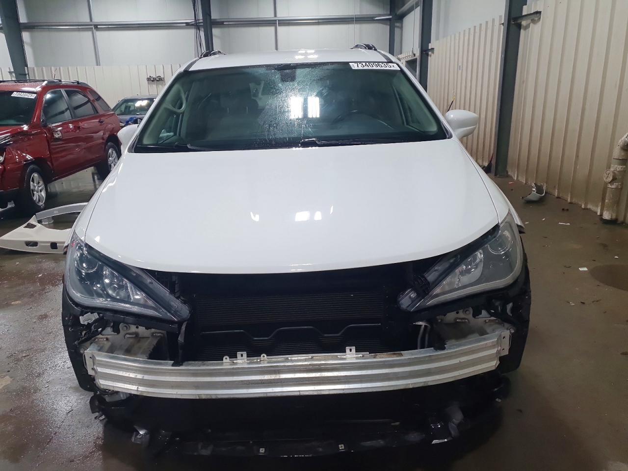 2018 Chrysler Pacifica Touring l