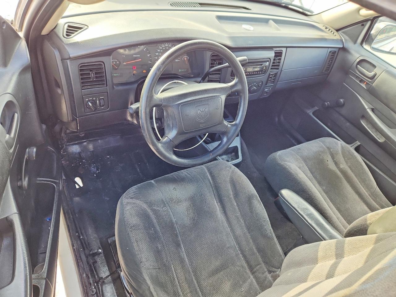 2004 Dodge Dakota SXT