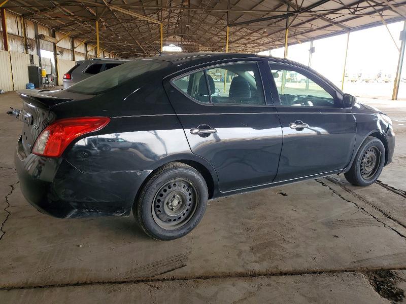 2015 Nissan Versa s