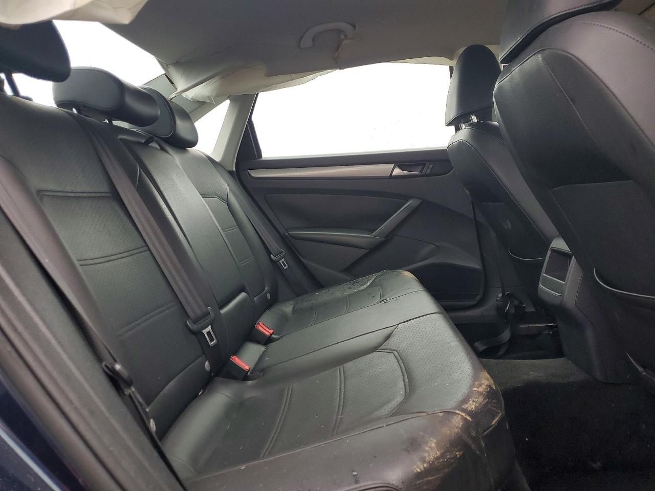 2014 Volkswagen Passat s